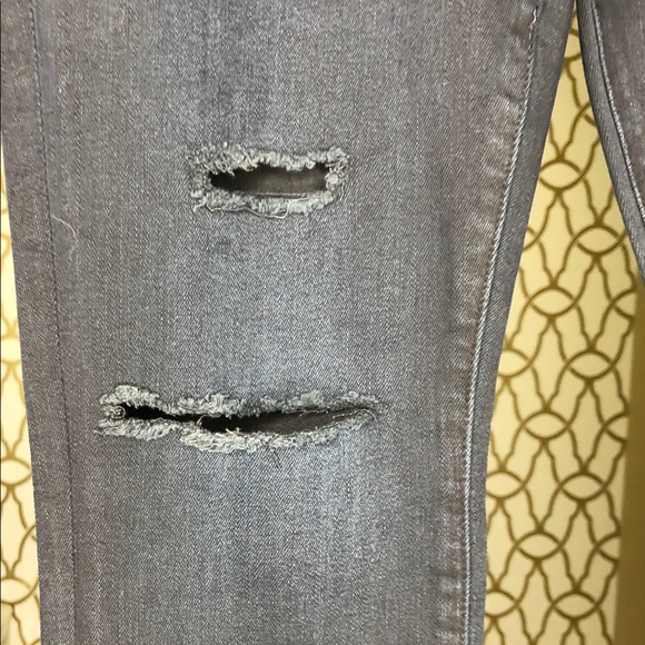 NWT Good American Good Legs Blue001 Distress Jean - Picture 6 of 8